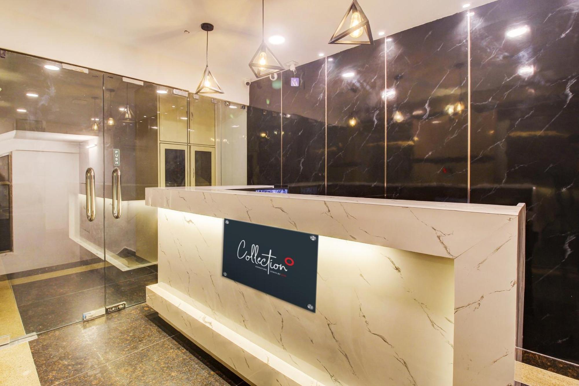 Super Townhouse Rcc Hotel Banjara Hills Hyderabad Esterno foto